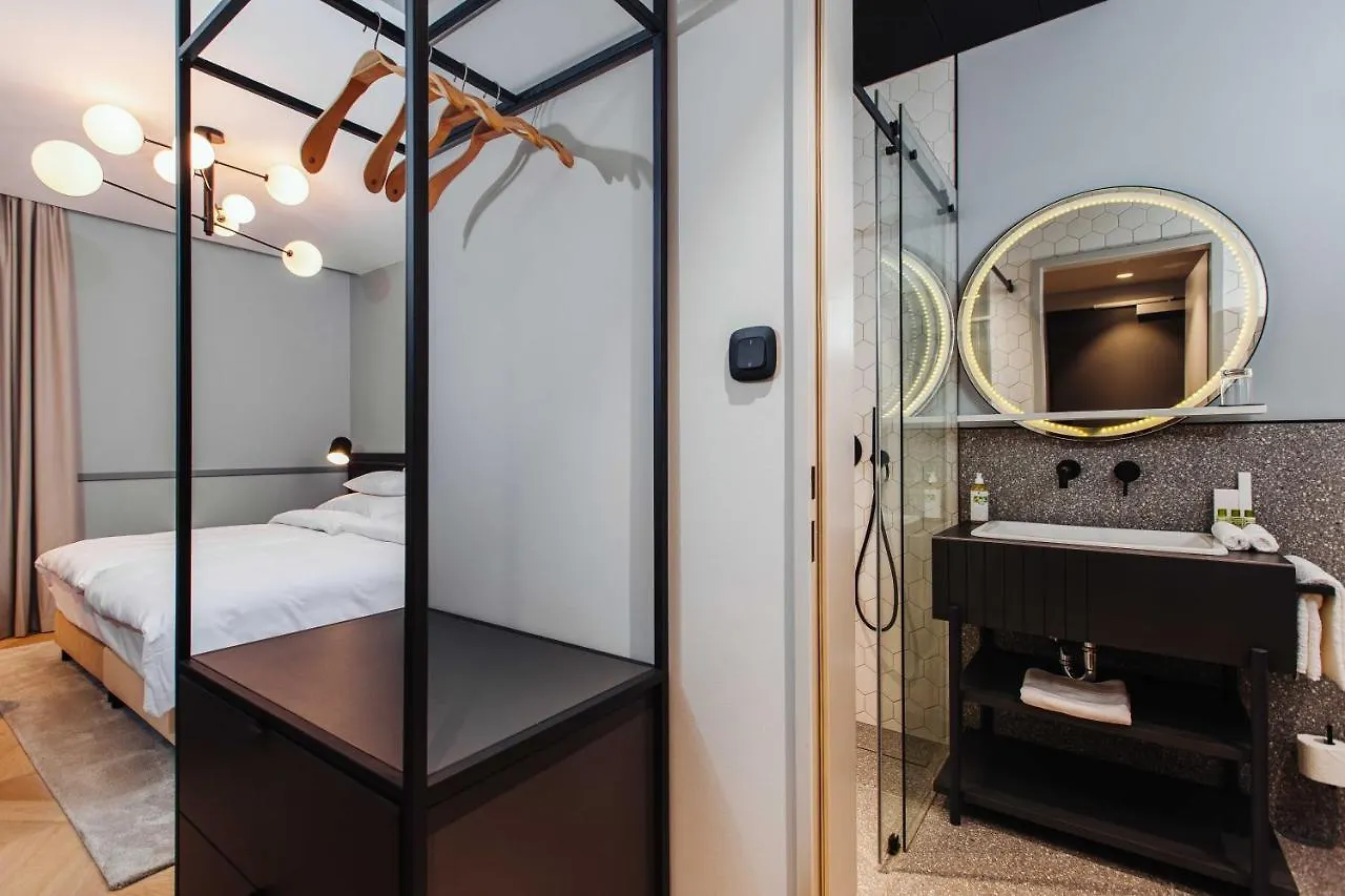 ****  Alice Hotel Budapest Hungary