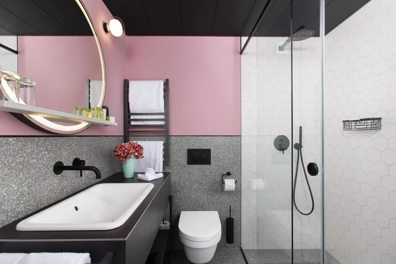 ****  Alice Hotel Budapest Hungary