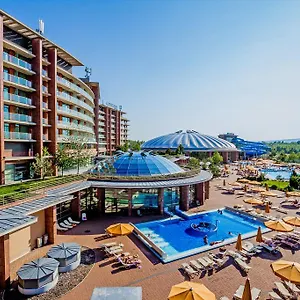 Complex Aquaworld